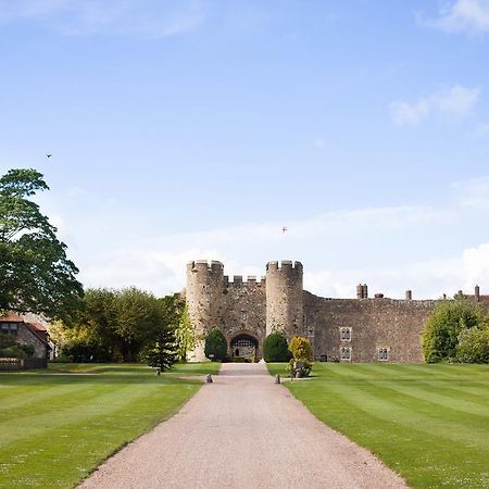 Amberley Castle- A Relais & Chateaux Hotel Exterior photo