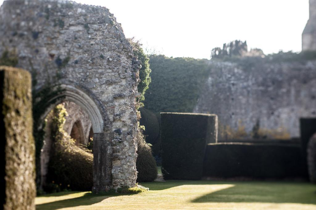 Amberley Castle- A Relais & Chateaux Hotel Exterior photo