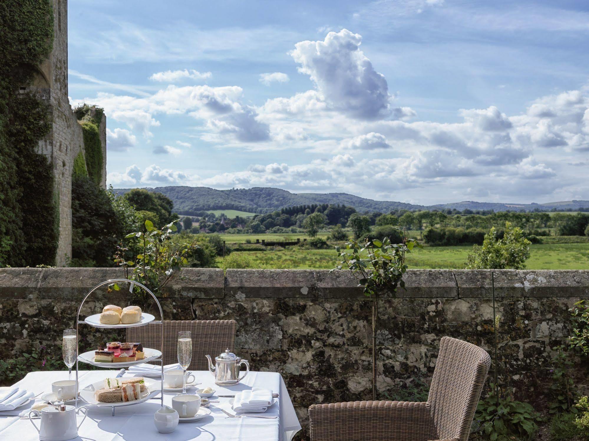 Amberley Castle- A Relais & Chateaux Hotel Exterior photo