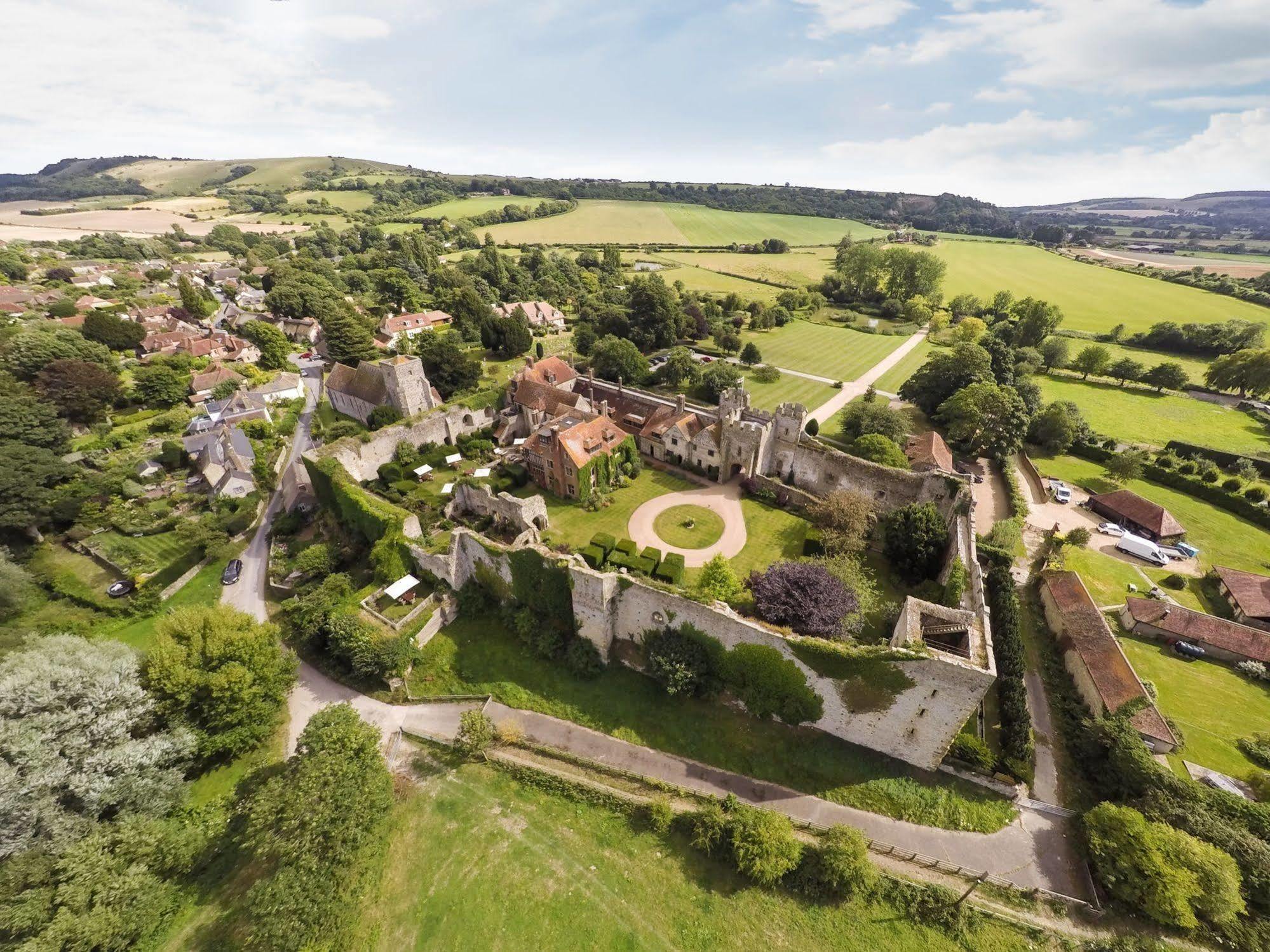 Amberley Castle- A Relais & Chateaux Hotel Exterior photo